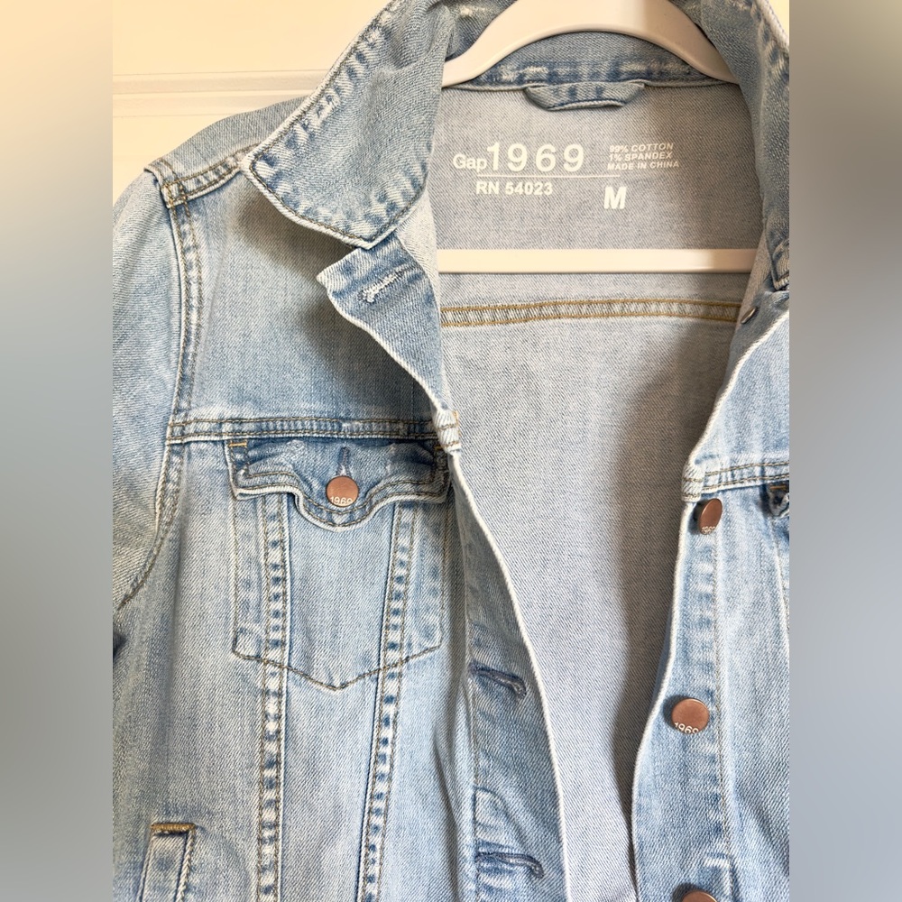 GAP Denim Factory Distressed Trucker Jacket | Light Wash | Medium